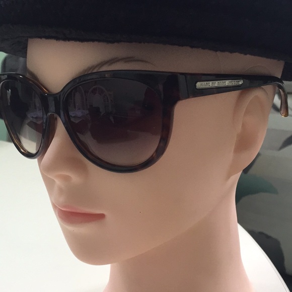 Marc by Marc Jacobs Sunglasses main image 4